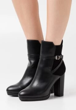 Buffalo Mariela - High Heeled Ankle Boots - Black