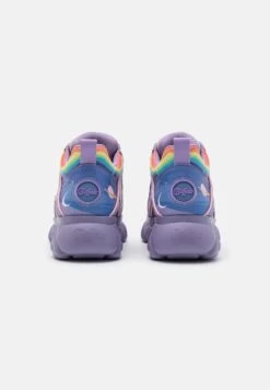 Buffalo Corin Graffiti - Trainers - Purple Love -Fashion Shoe Store 14f97d5b15294e4cbed47a3d0499bb78