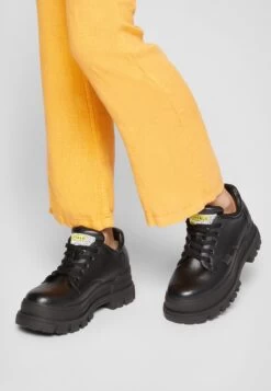 Buffalo Vegan Aspha- Casual Lace-Ups - Black -Fashion Shoe Store 2e4e2d88cbdf43e9b50e7d5c926c1818