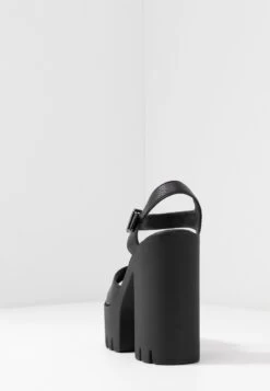 Buffalo Jalila - Platform Sandals -Fashion Shoe Store 36b9408c9d9245a9b50bf96af87332ef