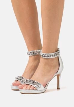 Buffalo Serena Chain - Sandals