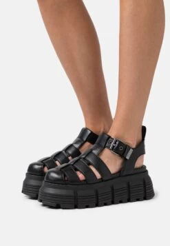 Buffalo Ava Fisher - Sandals