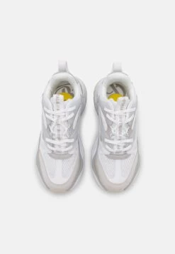 Buffalo Vegan Triplet- Trainers - White -Fashion Shoe Store 4c231329fdd842b493eb63e34e7058a5