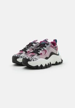 Buffalo Trail One Vegan - Trainers - White Animal 10 Buffalo Trail One Vegan - Trainers - White Animal -Fashion Shoe Store 4d195de3648a478a909969cc2d02fa8b