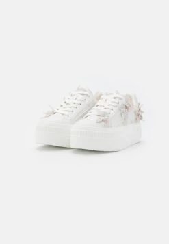 Buffalo Vegan Paired Butterflies - Trainers - White -Fashion Shoe Store 504dc9b49d804b45a7b826d70823d515