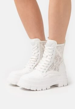 Buffalo Aspha- Platform Ankle Boots - White