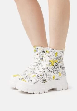 Buffalo Aspha - Platform Ankle Boots - White Graffiti