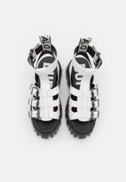 Buffalo Vegan Lion Teeth - Platform Sandals -Fashion Shoe Store 91f088178e73495c8e9ebe38e613c051