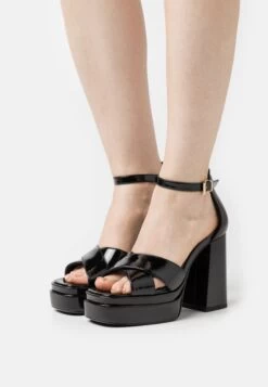 Buffalo May Cross - Platform Sandals
