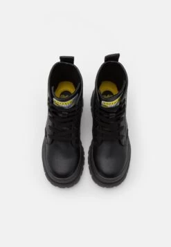 Buffalo Aspha - Platform Ankle Boots - Black -Fashion Shoe Store b2489dad1d794bedb1727bc840a347b7