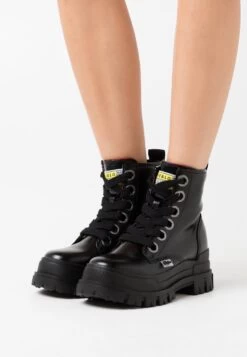 Buffalo Vegan Aspha Lace Up Hi - Platform Ankle Boots - Black