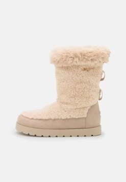 Buffalo Eve Pull-On - Boots - Cream -Fashion Shoe Store d20dd9ec039340ce9f7a09f3967e04f8