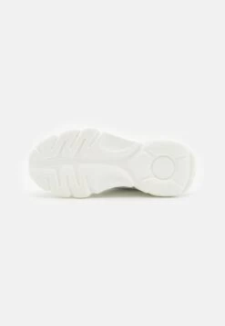 Buffalo Corin Butterflies Vegan - Trainers - White/Multi-Cloured -Fashion Shoe Store d34015a291fa46469ada96863abc7501
