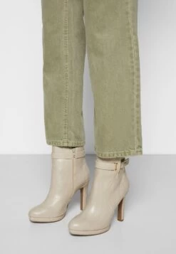 Buffalo Audrina - High Heeled Ankle Boots - Nude -Fashion Shoe Store d5df4527e18c4230b232bfe707ef52da