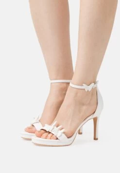 Buffalo Mary - Platform Sandals