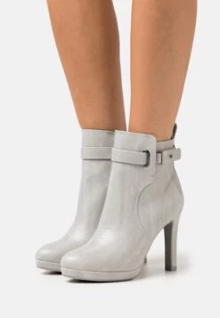 Buffalo Audrina - Platform Ankle Boots