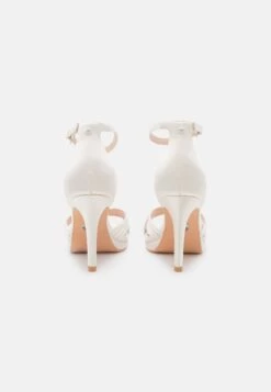 Buffalo Xenia - Platform Sandals - Off-White -Fashion Shoe Store ef91bc9849e4428081022c4d073e7e74
