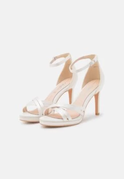 Buffalo Xenia - Platform Sandals - Off-White -Fashion Shoe Store f8efc474716a4dbdabcd81d4d69243a5
